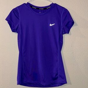 nike dri-fit tee - small